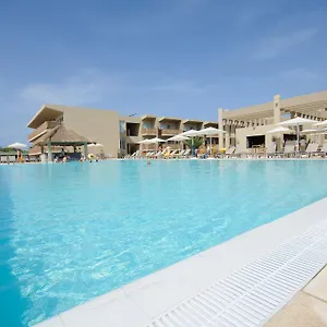 5* Ośrodek wypoczynkowy Oasis Salinas Sea